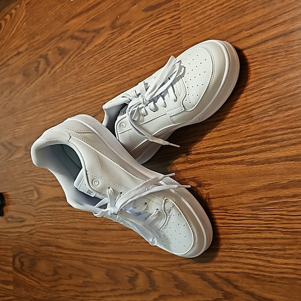 PUMA men's size 9